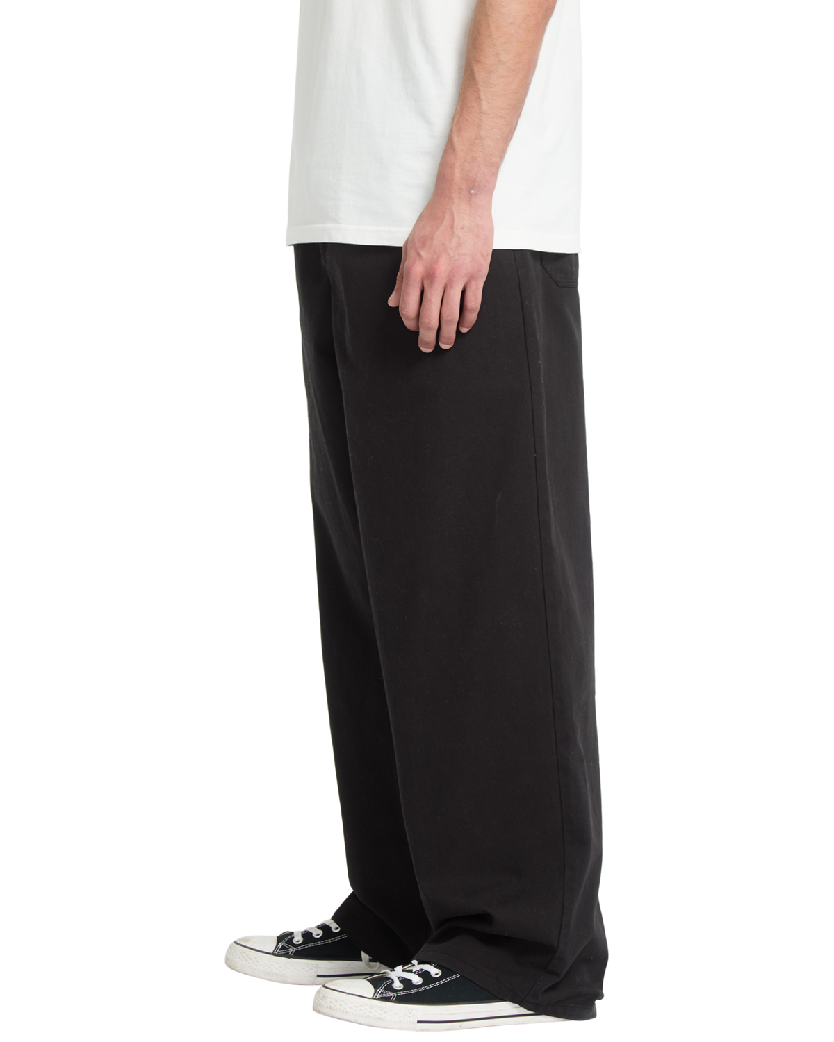 The Volcom Mens Chillow Pleat Trousers in Antique Black