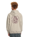 The Volcom Mens Skidder Hoodie in Light Khaki