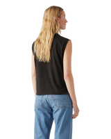 The Levi's® Womens Boxy Vest in Caviar Slub