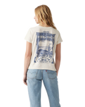 The Levi's® Womens Graphic Boxy T-Shirt in Canyon Poster
