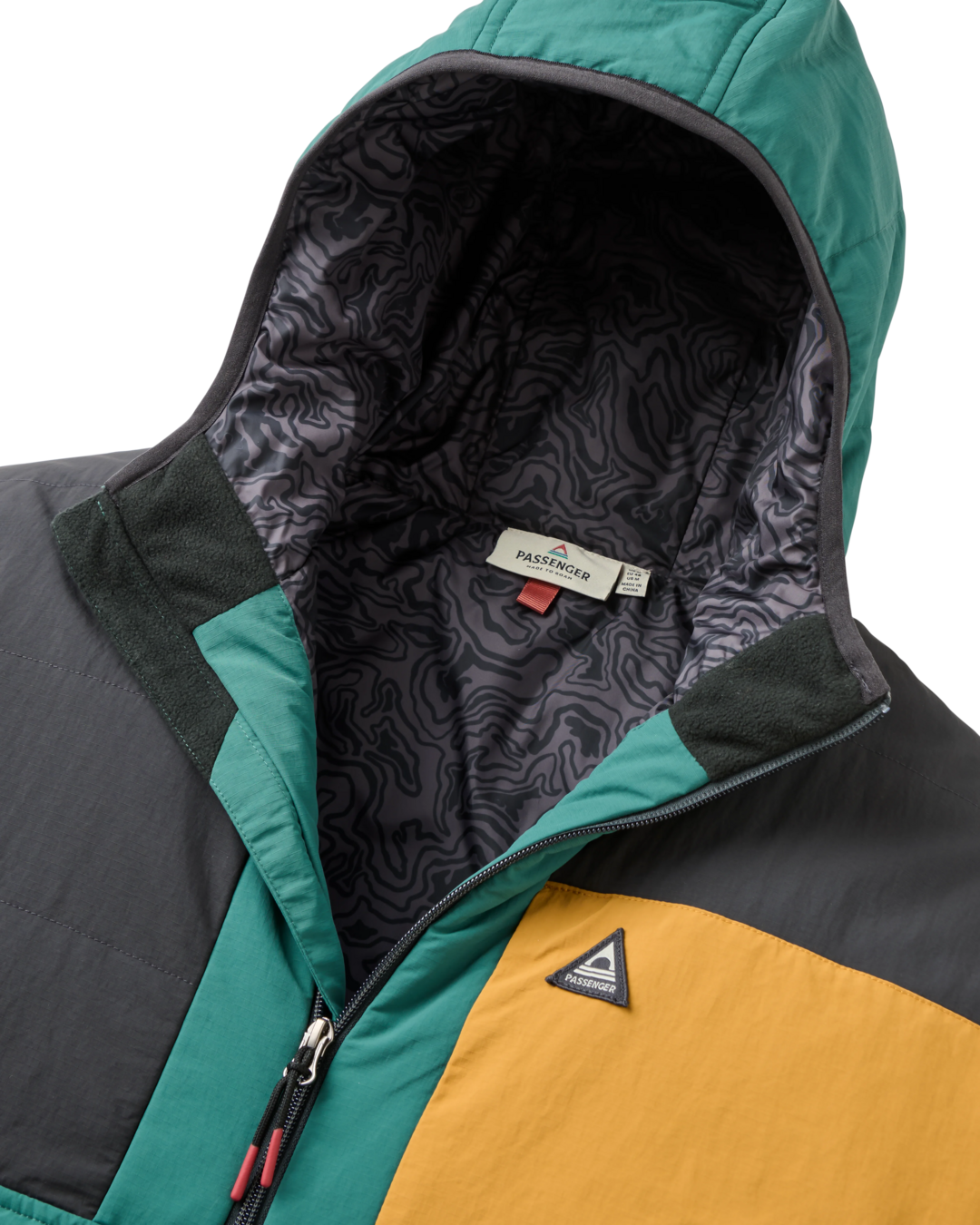 The Passenger Mens Oceanic Insulated Anorak in Faded Black & Deep Ocean
