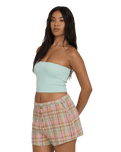 Sweet Check Walkshorts in Party Pink