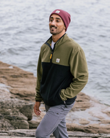 The Passenger Mens Set Off Polar 1/4 Zip Fleece Jacket in Khaki