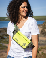 Session 2L Dry Bumbag in Flash Green