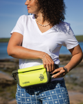 Session 2L Dry Bumbag in Flash Green