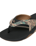 The Reef Mens Fanning Flip Flops in Black & Camo