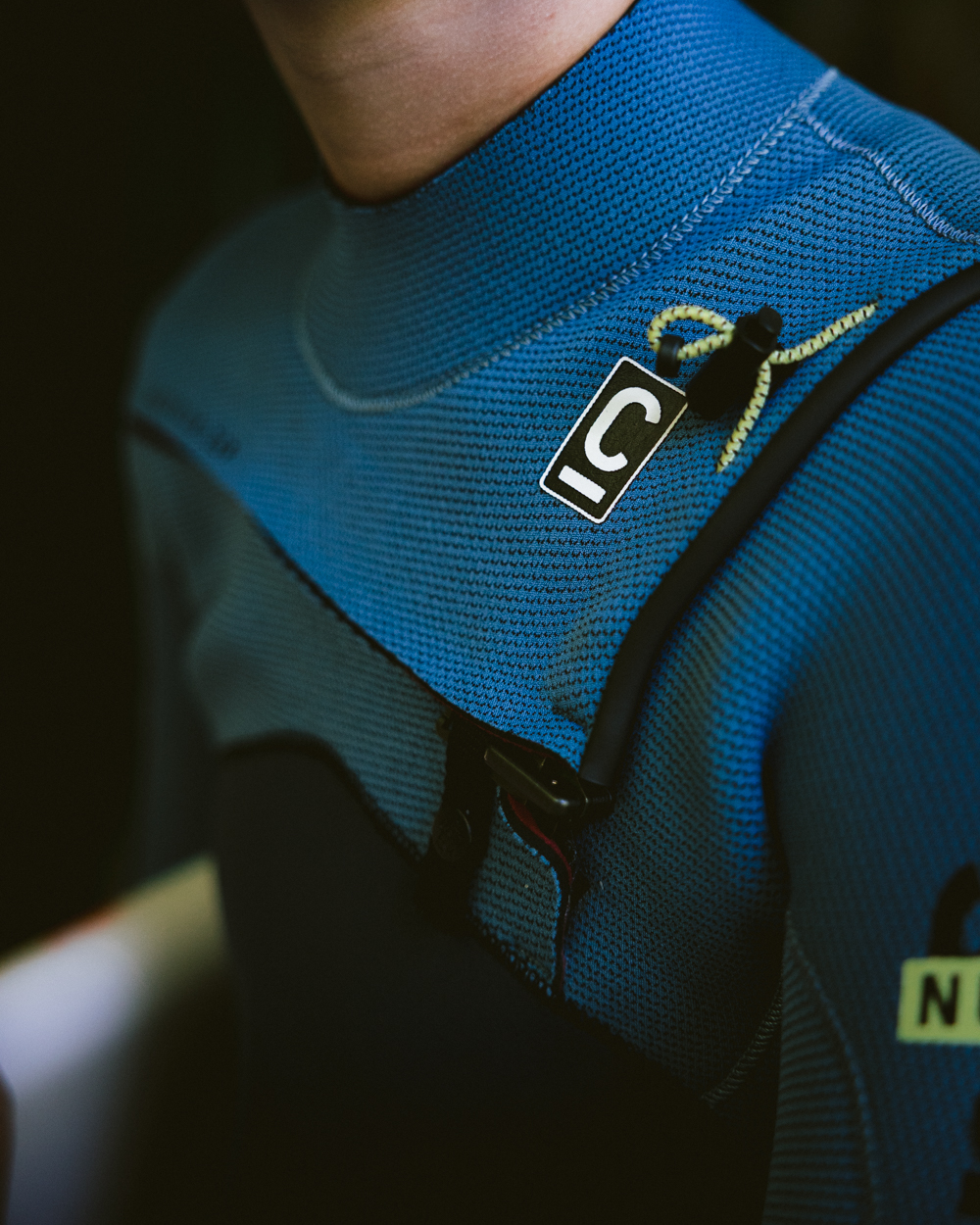 Boys NuWave Session 4/3mm Chest Zip Wetsuit in Bluestone, Steel Blue X & Lime