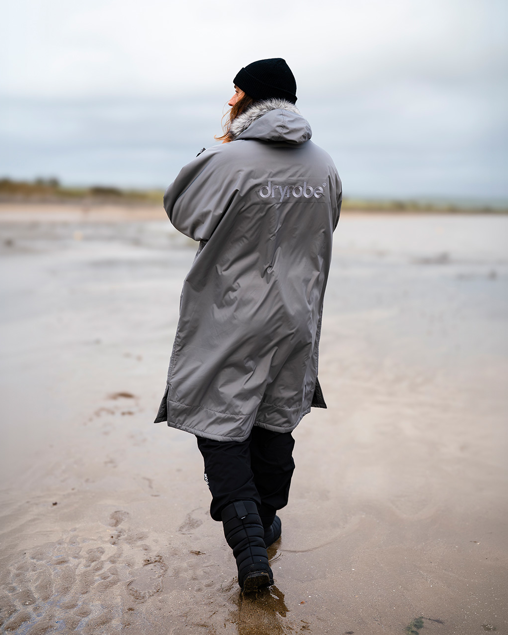 Alpine Advance Changing Robe in Charcoal Grey & Black Camo