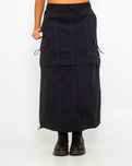 The Dickies Womens Jackson Skirt in Black