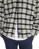The Dickies Mens Jerome Cropped Flannel Shirt in Black