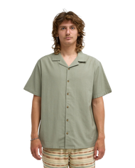 The Billabong Mens Vacay Linen Shirt in Moss Green