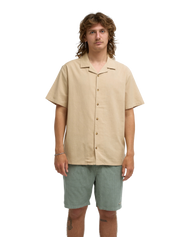 The Billabong Mens Vacay Linen Shirt in Castle Rock