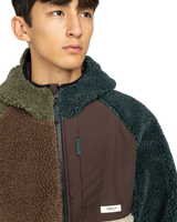 Wolfe Sherpa Reversible Fleece Jacket in Multicolour
