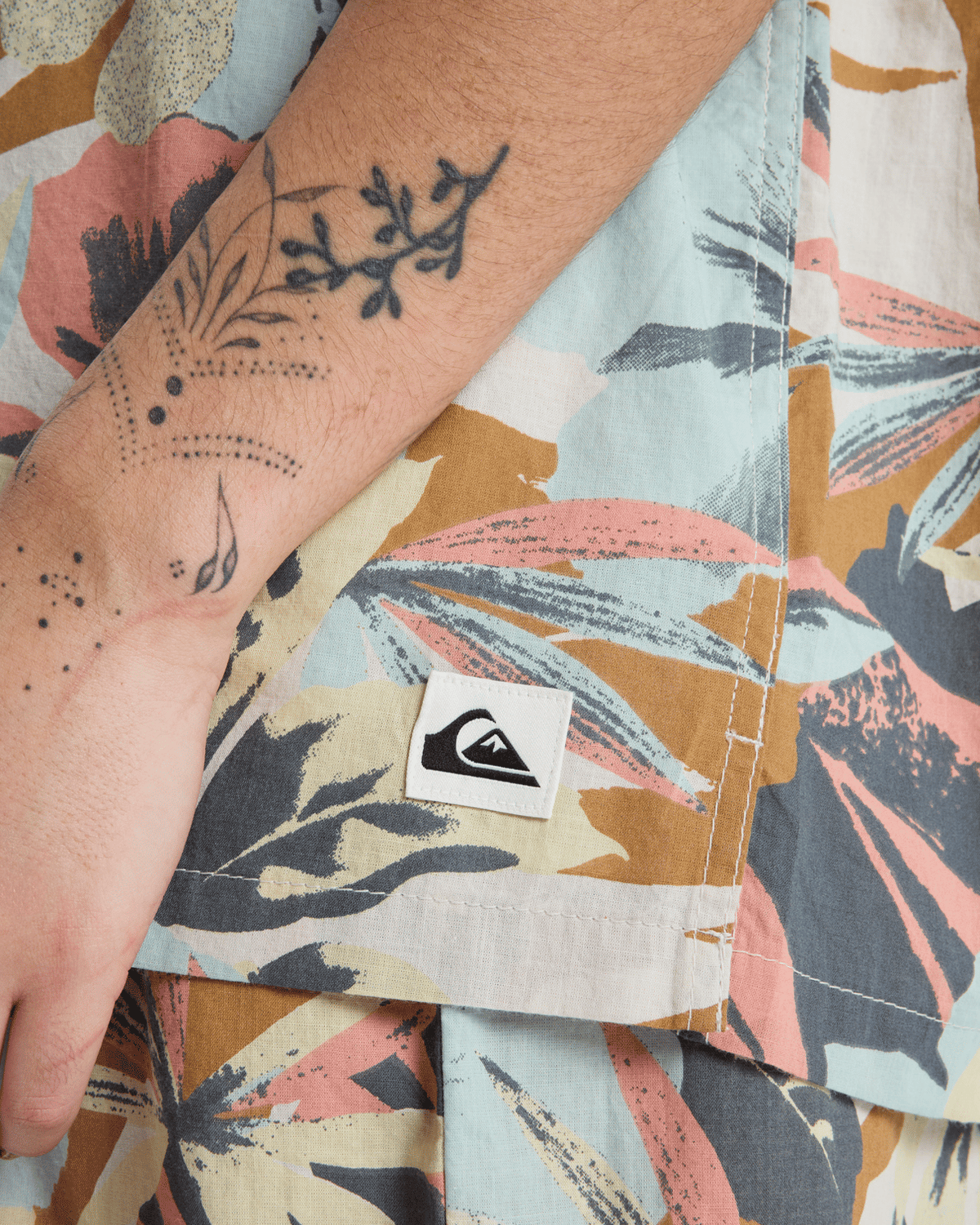 Ludden Shirt in Garden Glade Interact Floral