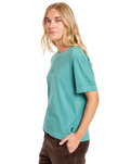 The Quiksilver  Womens Essential T-Shirt in Deep Sea