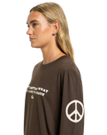 The Quiksilver  Womens Standard Long Sleeve T-Shirt in Chocolate Brown