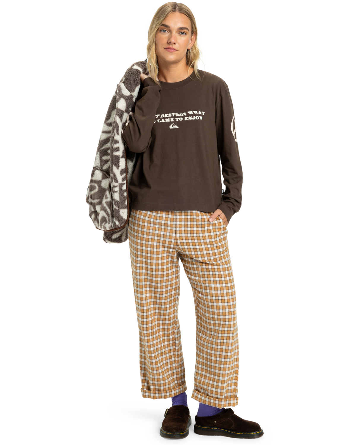 The Quiksilver  Womens Standard Long Sleeve T-Shirt in Chocolate Brown