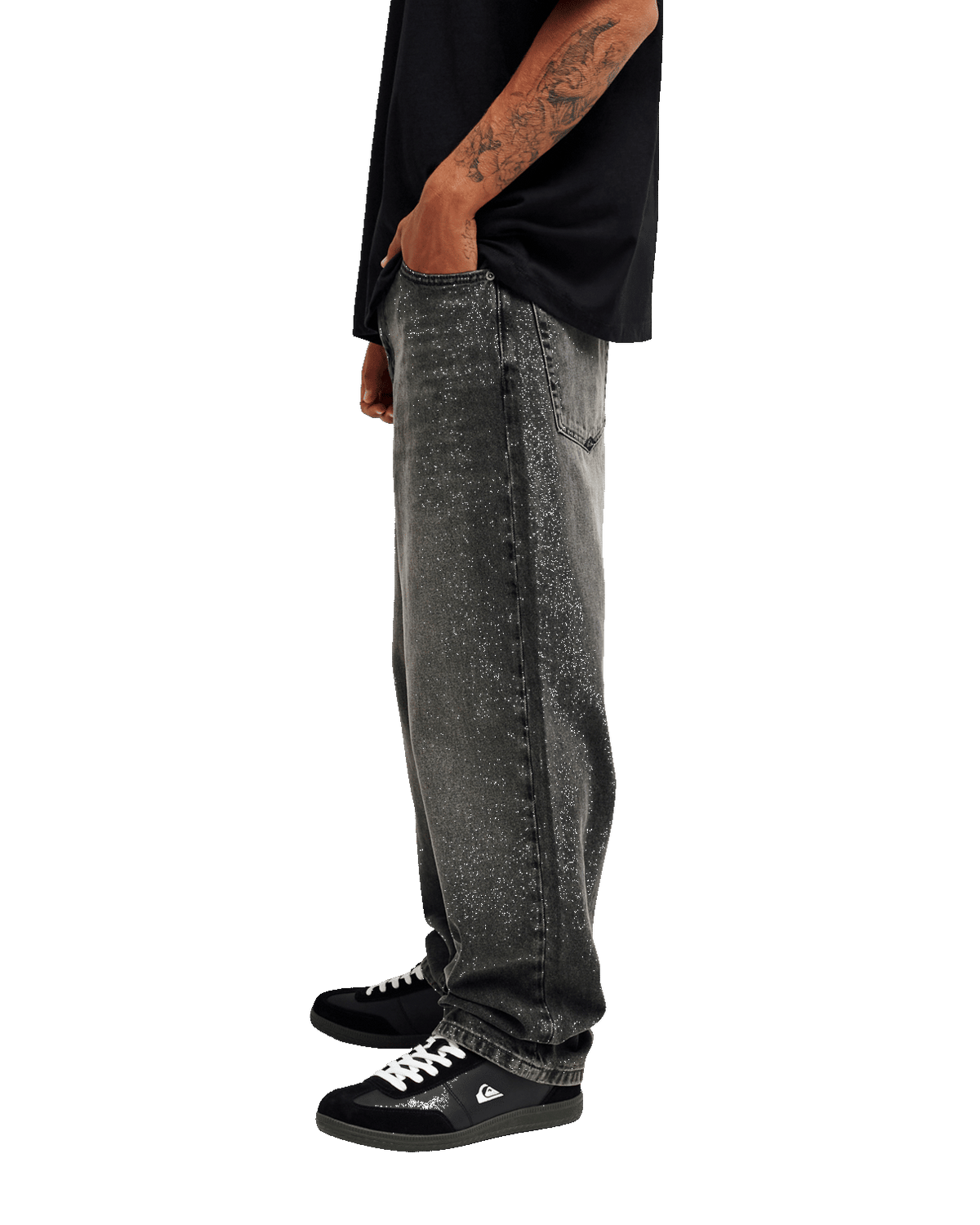 The Quiksilver Mens Relaxed Denim Jeans in Black Black Dirty