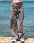 The Roxy Girls Girls Dawn Patrol Mid Lava Jeans in Lava