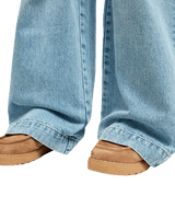The Roxy Womens Sun And Done Jeans in Sunbleached Vintage