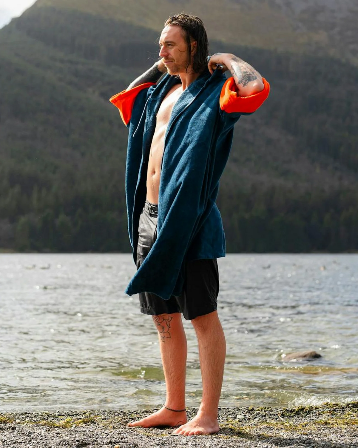 The Dryrobe Full-Zip Organic Towel Robe in Deep Sea Blue