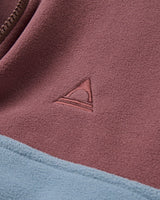 The Passenger Mens Set Off Polartec 1/4 Zip Fleece Jacket in Brambleberry & Stormy Blue