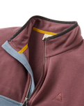 The Passenger Mens Set Off Polartec 1/4 Zip Fleece Jacket in Brambleberry & Stormy Blue