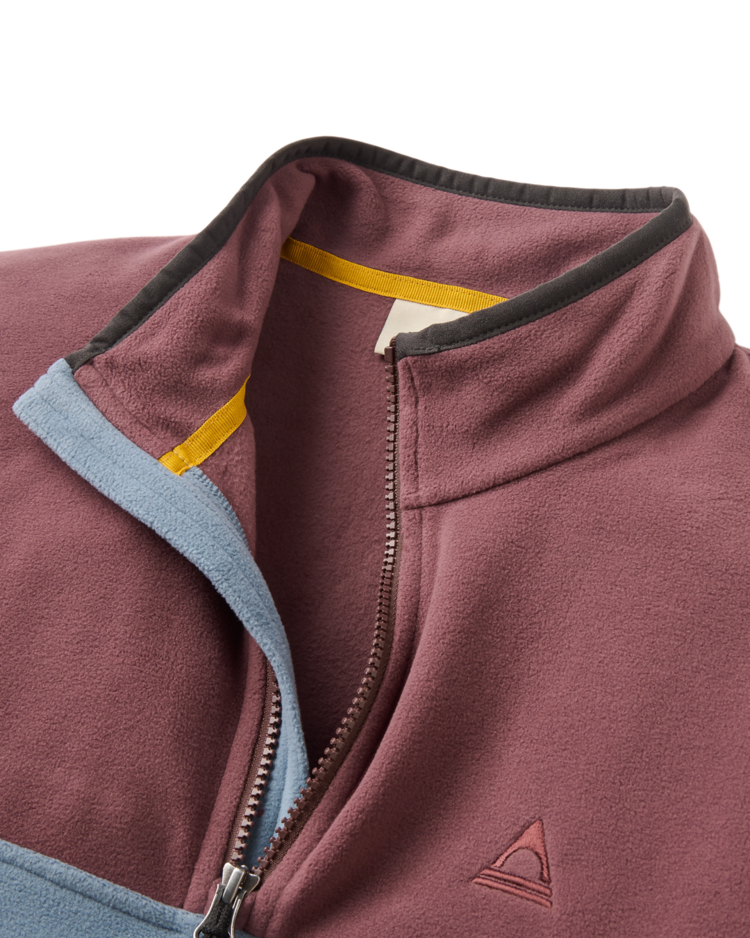 The Passenger Mens Set Off Polartec 1/4 Zip Fleece Jacket in Brambleberry & Stormy Blue