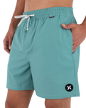 The Hurley Mens Volley Flex Low Tide Boardshorts in Broken Jade