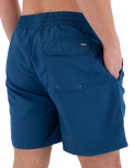 The Hurley Mens Icon Solid Volley Shorts in Abyss