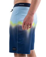 The Hurley Mens Phantom Eco Weekender Cargo Boardshorts in Abyss