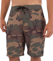 The Hurley Mens Phantom Eco Weekender Slub Cargo Boardshorts in Olive