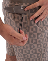The Hurley Mens Phantom Naturals Tailgate Boardshorts in Woodside