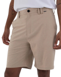 Phantom Heather Walkshorts in Khaki