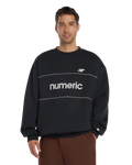The New Balance Mens Numeric Team Sweatshirt in Black