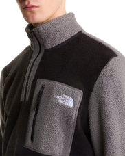 The The North Face Mens Yumiori 1/4 Zip Fleece Jacket in Black & Smoked Pearl