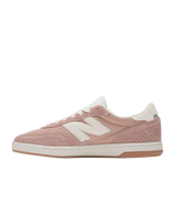 Numeric 440 V2 Shoes in Rose & White