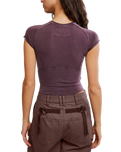 The Free People Womens Protagonist Cropped Cap Sleeve T-Shirt in Vintage Grape