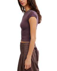 The Free People Womens Protagonist Cropped Cap Sleeve T-Shirt in Vintage Grape