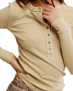 Jamie Henley Long Sleeve T-Shirt in Semolina