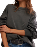 Palm Springs Sweatshirt in Washed Black