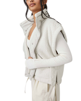 Scout It Out Fleece Gilet in Birch Tree