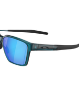 The Oakley Actuator SQ Prizm Sunglasses in Prizm Sapphire & Transparent Balsam