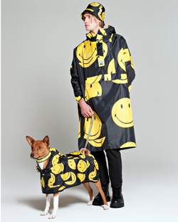 The Rain Kiss All Smiles x Smiley Rain Poncho in Black | Available at Anns Cottage