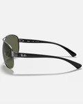 The Ray-Ban RB3386 Polarised Sunglasses in Gunmetal & Black