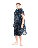 Original Series Long Sleeve Changing Robe in Shade