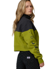 The Santa Cruz Womens Split Sun 1/4 Sweatshirt in Black Wash & Pesto