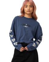 The Santa Cruz Womens Evolve Strip Long Sleeve T-Shirt in Heritage Blue Wash