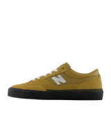 The New Balance Mens Franky Villani 417 Low Shoes in Camel & Black
