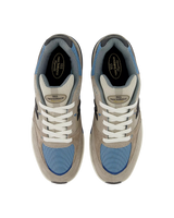 The New Balance Mens Andrew Reynolds 933 Shoes in Mushroom & Light Blue